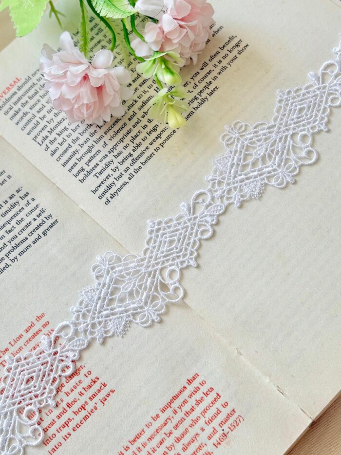 Delicate pure white gpo - Image 2