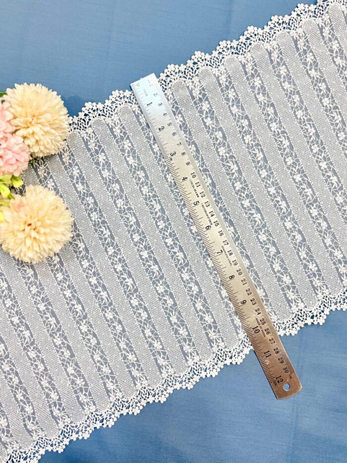 Two border broad embroidery net - Image 3