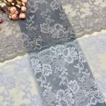 Glitter effect chantilly (mildly strechable)