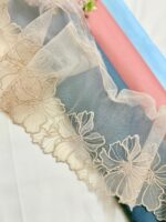 Gorgeous light gold floral net - Image 2