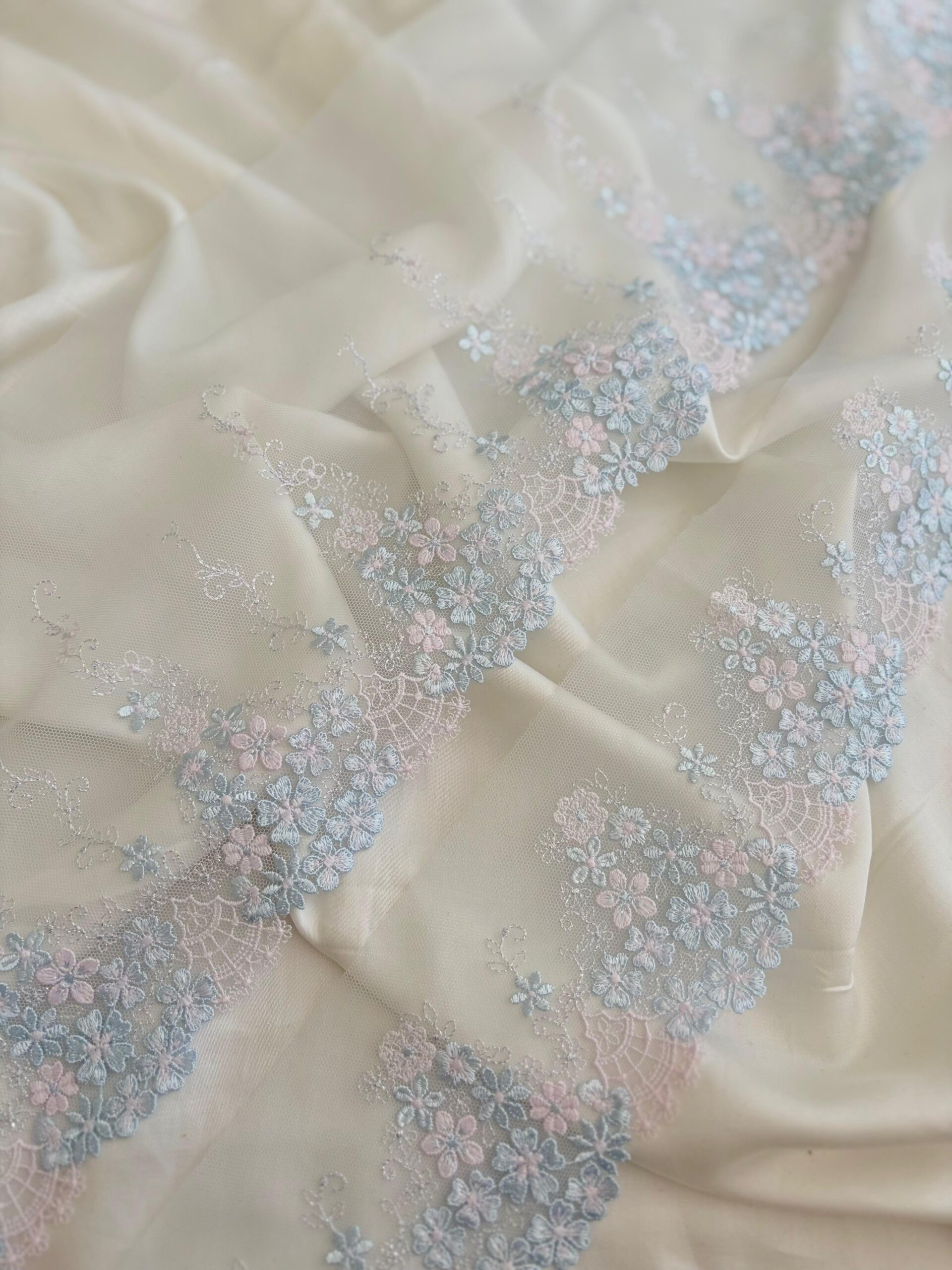 Floral net lace Pairs – 5 (Big and Small)